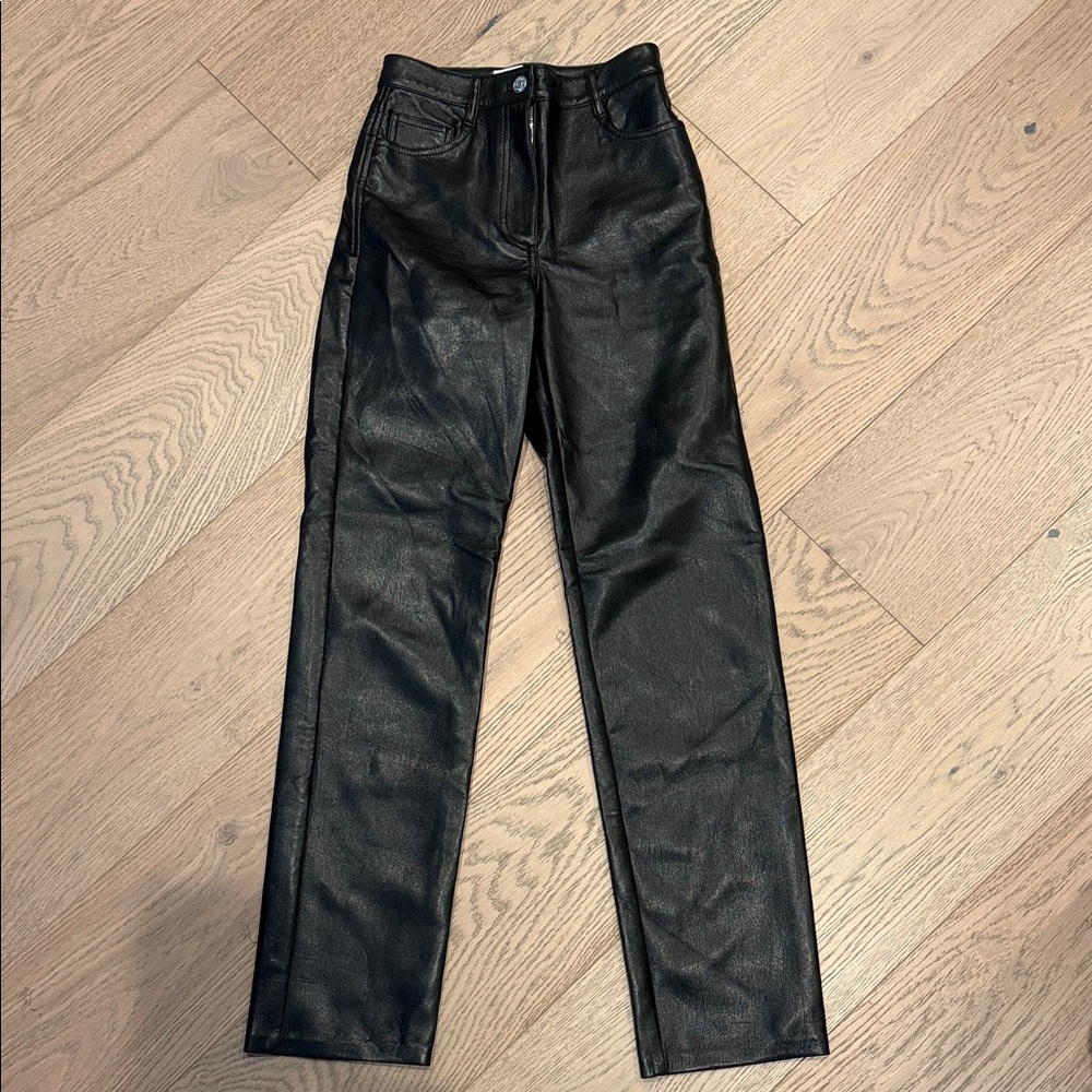 Aritzia Black High-Waisted Pants